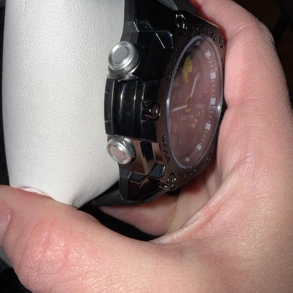 Closet Clean Out - Picture 7 of 8